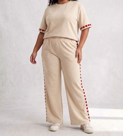 Coordinato con Cuori T-Shirt e Pantalone Wide Leg