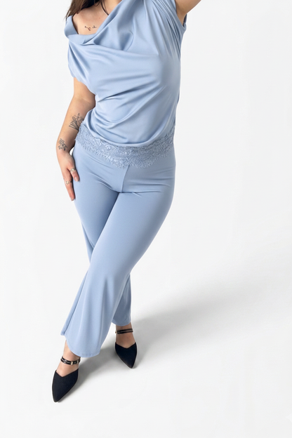 Pantalone e Maglia Luna con Dettaglio in Pizzo