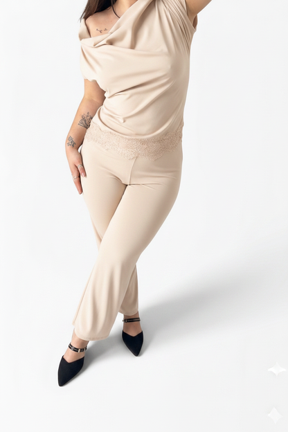 Pantalone e Maglia Luna con Dettaglio in Pizzo
